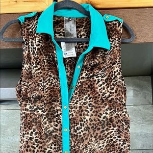 NWT Moon Collection Animal Print Blouse Trimmed in Teal